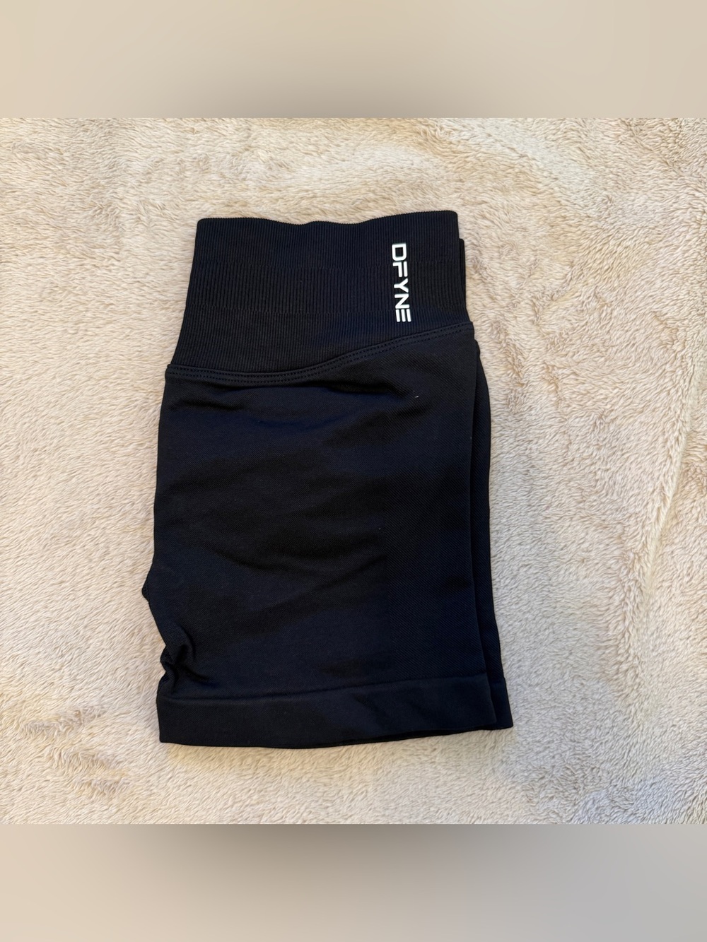 DFYNE impact short size S